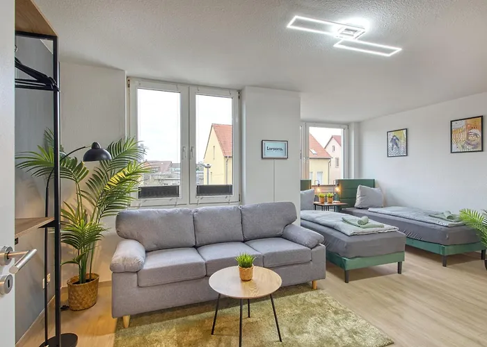 Lägenhet Larooms - Ws02 - Voll Ausgestattetes Studioapartment - Waschmaschine - Parkplatz - 5 Min Bis Leuna *