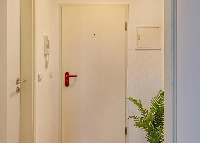 Larooms - Ws02 - Voll Ausgestattetes Studioapartment - Waschmaschine - Parkplatz - 5 Min Bis Leuna Lägenhet