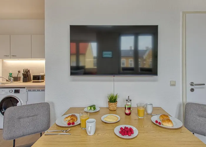 Lägenhet Larooms - Ws02 - Voll Ausgestattetes Studioapartment - Waschmaschine - Parkplatz - 5 Min Bis Leuna *