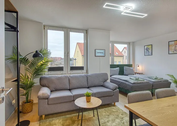 Larooms - Ws02 - Voll Ausgestattetes Studioapartment - Waschmaschine - Parkplatz - 5 Min Bis Leuna